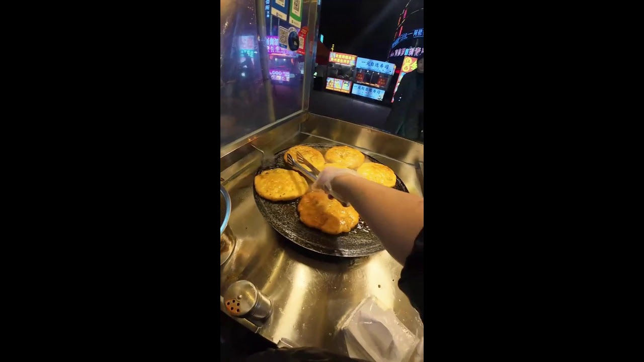 Street Food POV | Real-Time Fried Flatbread Prep | Ambient Sounds Only