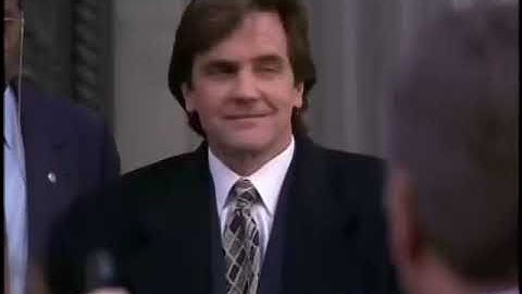 Lois & Clark 4x15 12 - Tempus exposes Superman