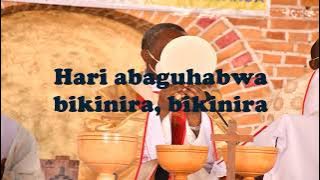 Funguro duhawe rihoraho (Lyrics Video)