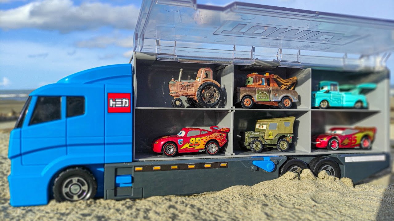 Clean up muddy minicars & disney car convoys! Play in the garden