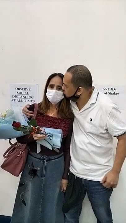 MOTHER'S DAY KISS