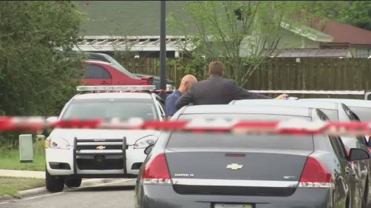 Woman found dead in home - YouTube