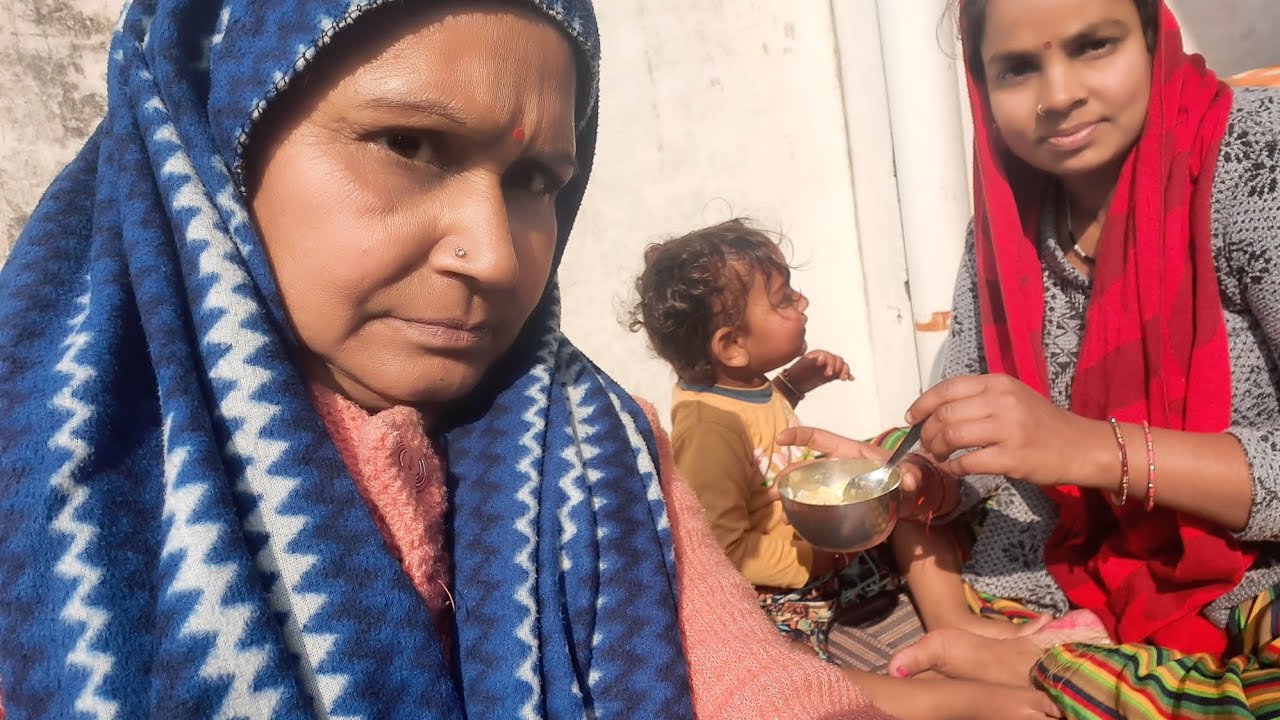 होम विजिट करते हुए 🙏