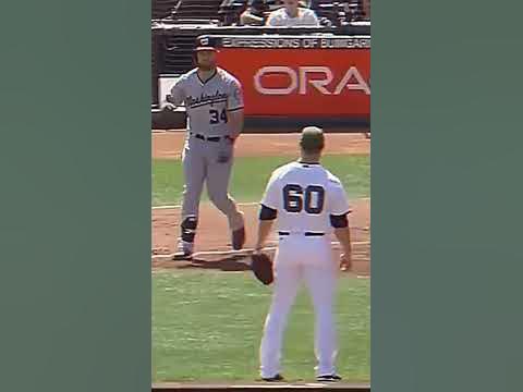 Bryce Harper COLD EDIT 🥶 #shorts #mlb - YouTube