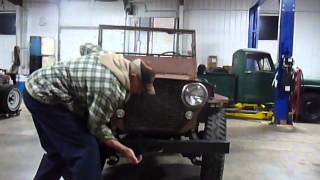 Hand Crank starting 1948 Willys CJ2A