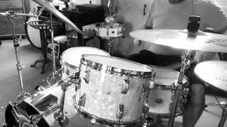 Alan White (Oasis) - Free styling The Morning Glory Kit. The 1960 Rodgers with a radio king snare