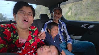 Doña Rebeca está enojada, me pone condiciones para llevarlos al doctor y quiere su desayuno a tiempo