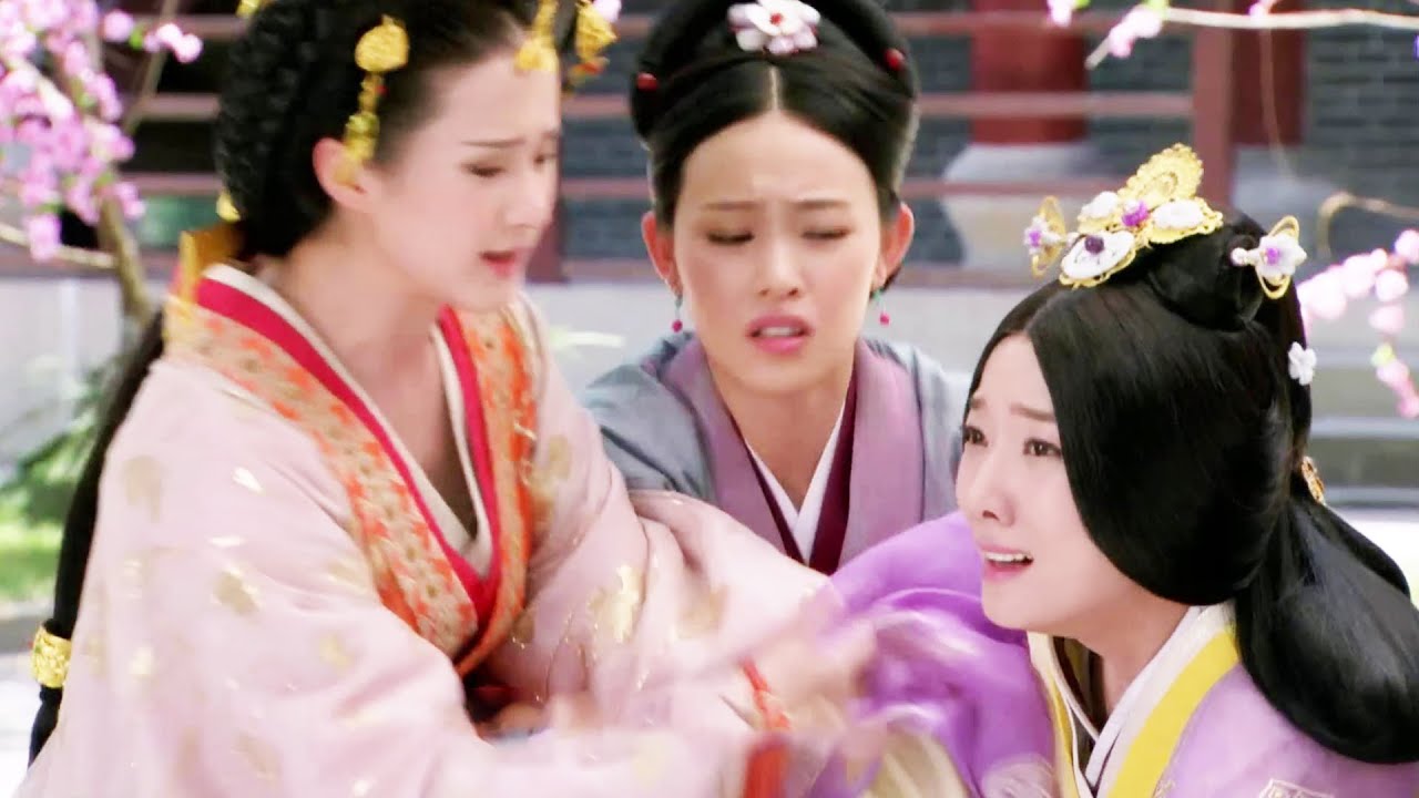 所有人以為灰姑娘瘋了，哪料王爺一眼發現不對勁，設局找出幕後真凶！