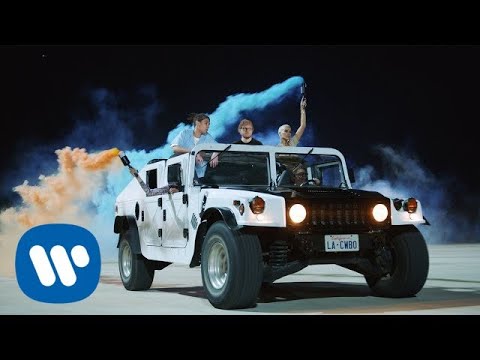 Ed Sheeran - Beautiful People (feat Khalid) [Official Music Video] 
