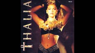 Video thumbnail of "Thalía - Amarillo Azul"