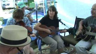 Video thumbnail of "Clifftop 2009 - The Canotes Hold Court, Part 2"