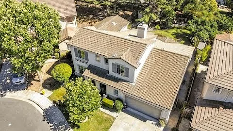Stunning Hayward Golf Course Home for Sale. 327 Br...