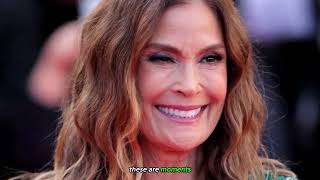 Teri Hatcher’s Bikini Photos Which Are Inappropriate For Even Adults