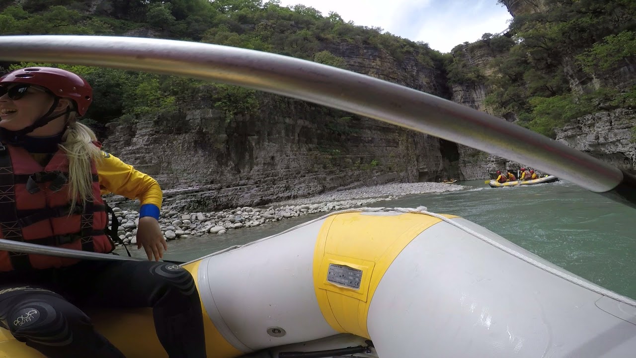 Download Florian Binaj në kanionet e Osumit për rafting!