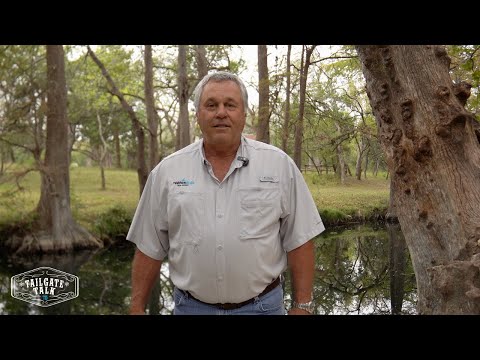 Exploring Texas Treasures: A Day at Blue Hole Regional Park in Wimberley!
