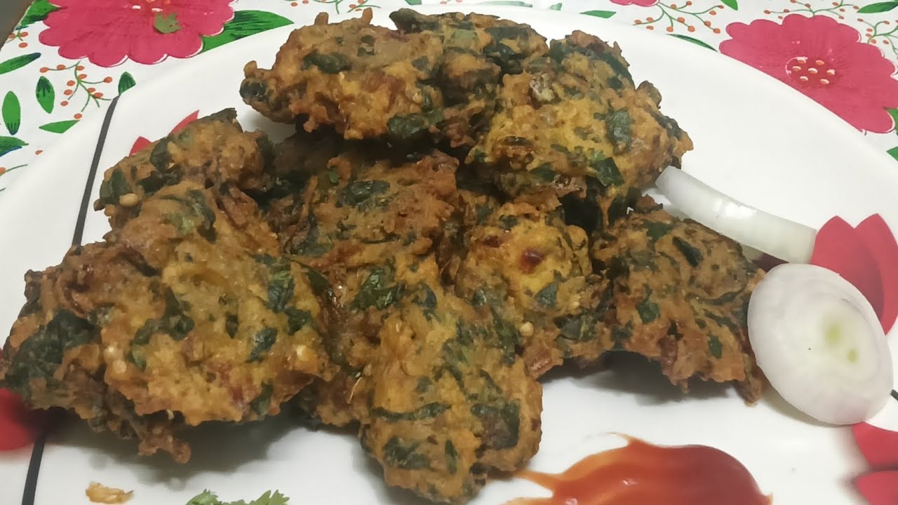😋PALAK# PAKODE# HOME COOKING 🤗😋