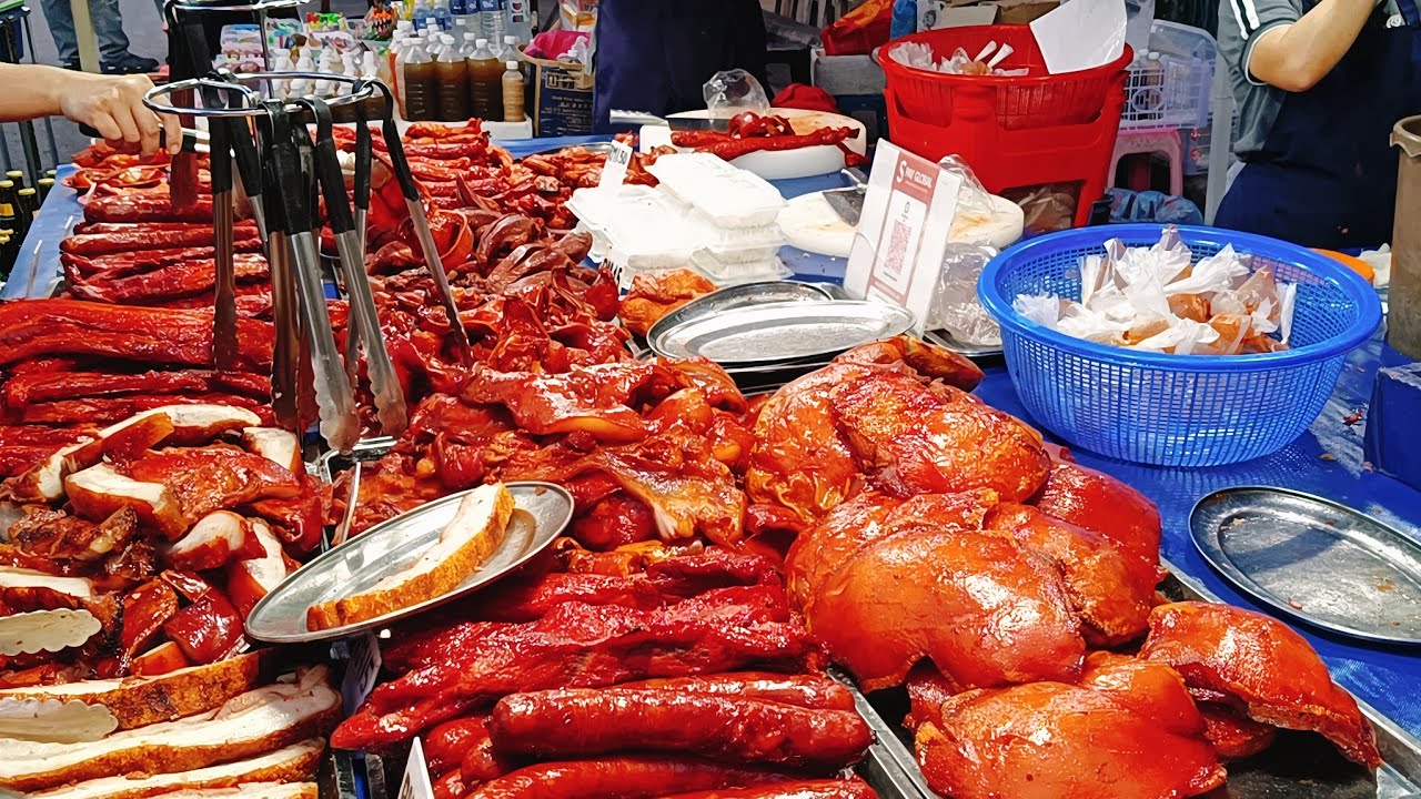 Tapak Pasar Malam Sibu Sarawak 2025 | Beli Kuih Muih Dan Daging Babi