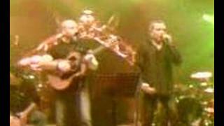 Video thumbnail of "Bernard Lavilliers & Balbino Medellin Amnéville Galaxie"