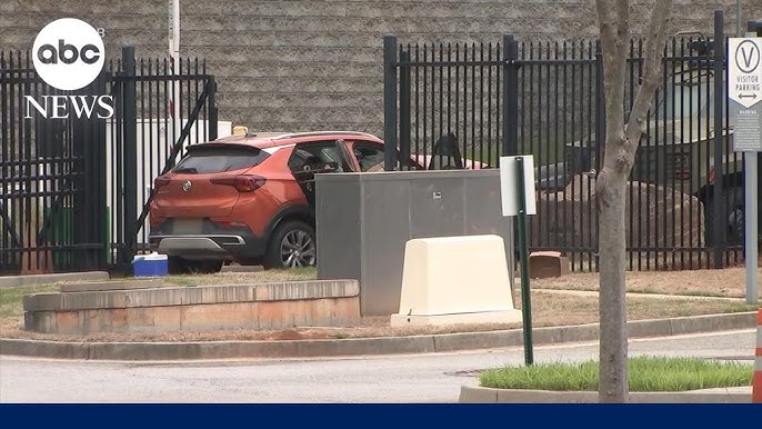 Man Rams Vehicle Into Gate At Fbi Office In Atlanta