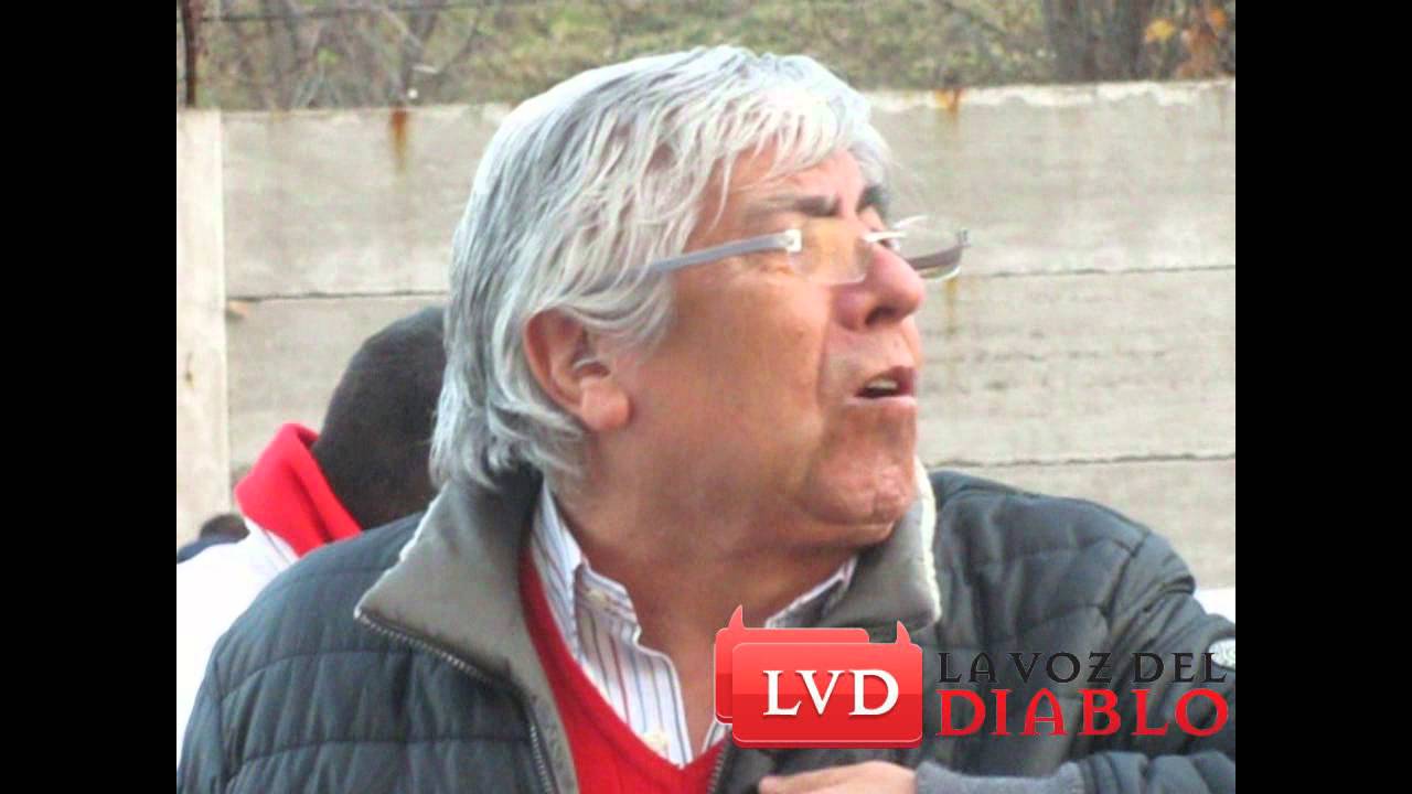 Moyano se cruzó con los hinchas del Rojo y explotó
