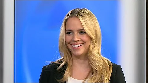 Actress Jessica Barth on getting married to "Ted"