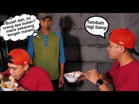 TENGAH MALAM PR4NK TUKANG BAKSO GEROBAK GAK BERENTI NAMBAH SAMPAI DIKIRA HANTU!