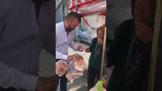 Simitçi Annemiz Çok Yaşlıydı Paranın Üstünü Vereyim Mi Dedi Imı Ilmaz