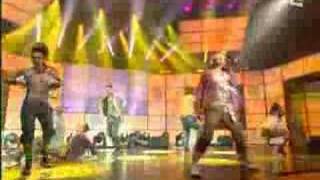 2004-10-20 - Lorie - C&#39;Est Plus Fort Que Moi (Live @ TOTP-FR