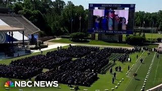 Duke Students Walk Out Of Seinfeld Commencement Speech