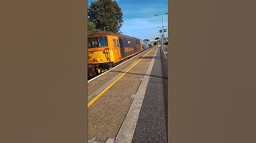 #class73 (73213 and 73107) Passing Rainham (Kent) to Tonbridge West Yard GBRF. RHTT!