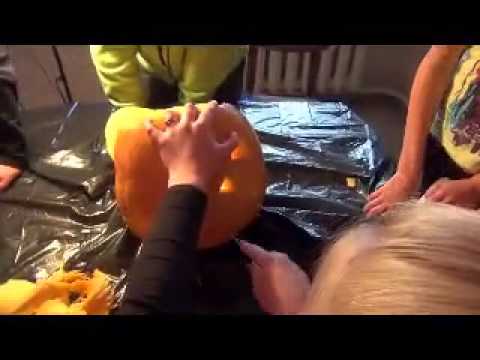 Video: Kõrvitsast Valmistatud Veranda Halloweeni Kaunistamine