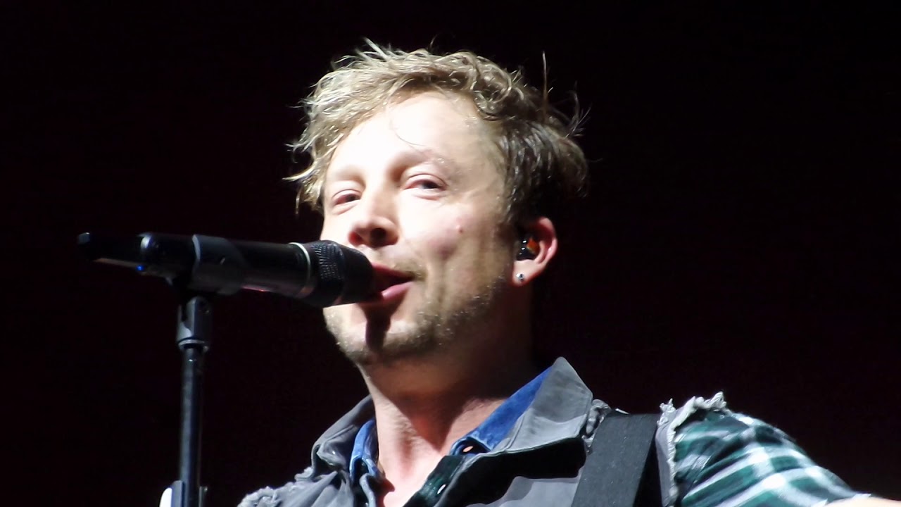 Sunrise Avenue Samu talks and Point Of No Return