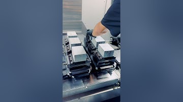self centering vise with zero point clamps , Machining 6pcs workpiece at once#cnc #workholding