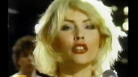 BLONDIE - HEART OF GLASS (1979) OFFICIAL VIDEO
