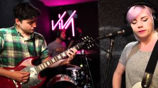 Doe Julia Survived Me You 151 Live Viva Radio