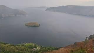Pemandangan danau toba si leme leme parsinguran 