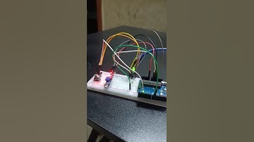 Context-aware automated desk lamp built with an Arduino Uno #electronics #arduino