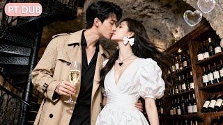 Humilhada como substituta, ela desaparece e encontra o amor verdadeiro