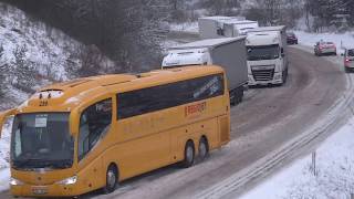 Sněhová kalamita - uvízlé kamiony na obchvatu - 16.1.2018