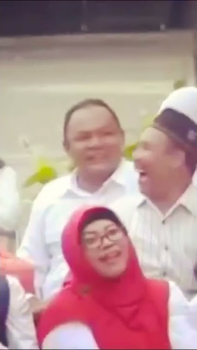 Gak melu poso, melu riyoyo, omahe di cet (1)
