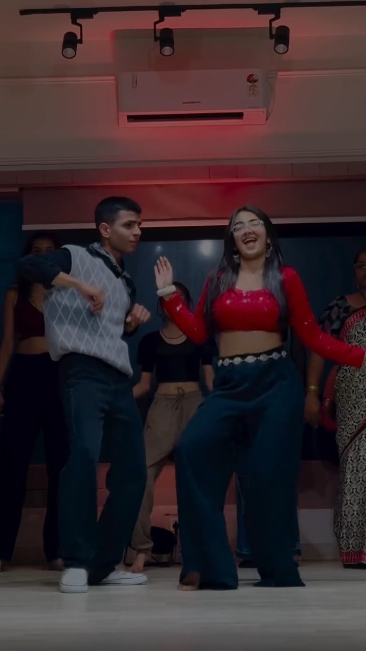 Halkat Jawani | Kashu X Lakshaya #shorts #viral