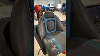 Ranger 2014 Z520C Boat Seat Removal