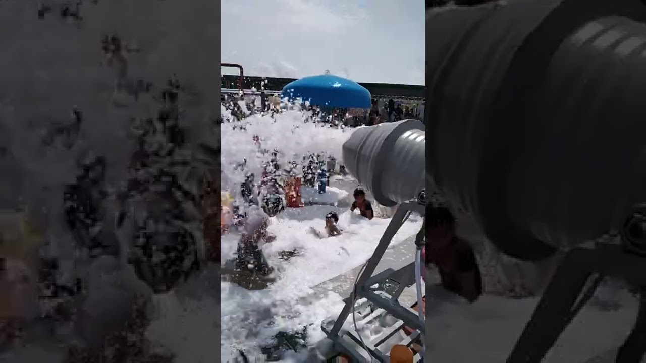 Binuangeun water park,mandi busa