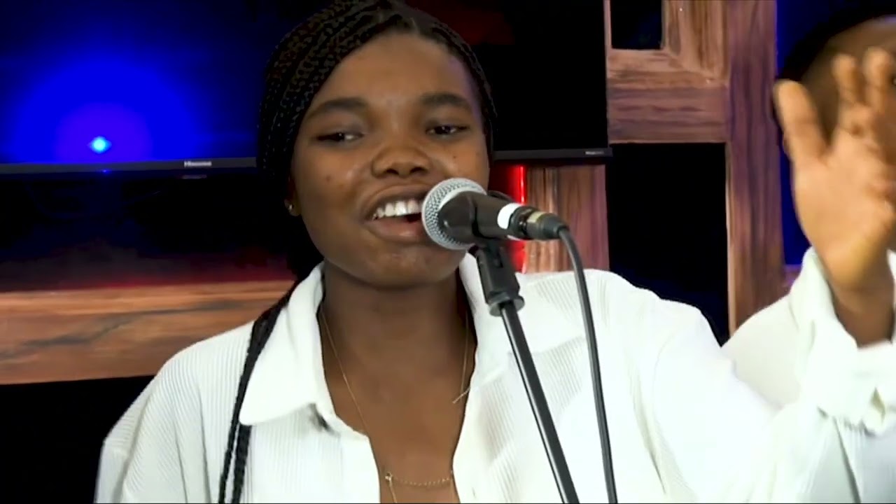 sœur Joëlle chante wakueyemena_feat Édouard_tshilomba _live_recording