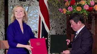UK signs first big post-Brexit deal with Japan