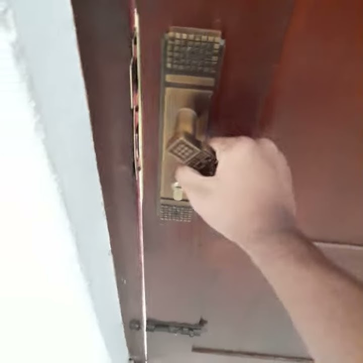 How to unlock a locked door just in 5 seconds very easy tip💡 YouTube