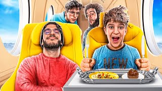 MON PETIT FRÈRE FAIT SON PREMIER VOL BUSINESS CLASS ! Rémi a faillit se casser le genou en Laponie..