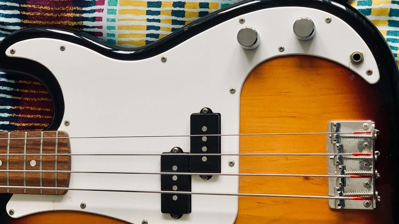 Khruangbin - A Calf Born In Winter (bass backing track) - YouTube