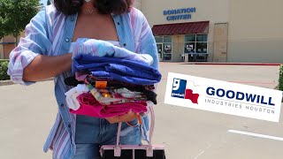 THRIFT WITH ME | GOODWILL SOFT AESTHETIC screenshot 1