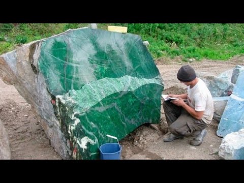حجر اليشم الحجر الذي اذهل العالم